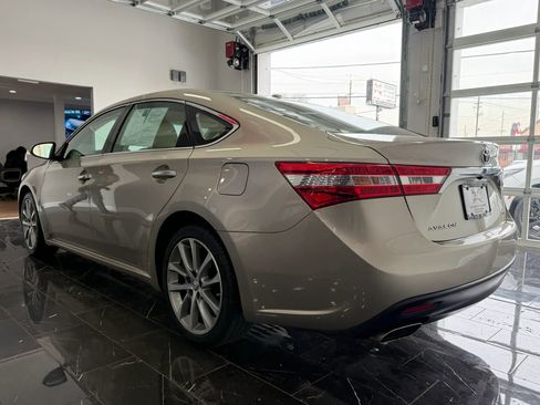 Used 2015 Toyota Avalon XLE Touring image 4