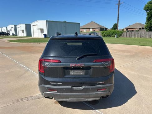 Used 2021 GMC Acadia AT4 w/ Technology Package AWD/4WD image 4