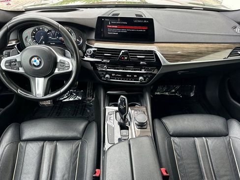 Used 2018 BMW M550i xDrive AWD/4WD image 14