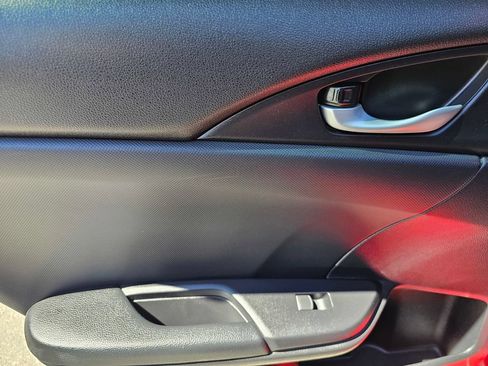 Used 2019 Honda Civic Sport image 19
