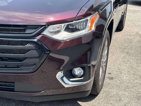 Certified 2021 Chevrolet Traverse Premier w/ LPO, Black Accent Package AWD/4WD image 9