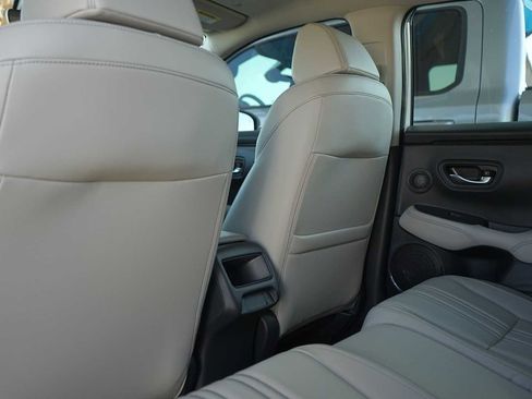 New 2026 Honda HR-V EX-L image 12