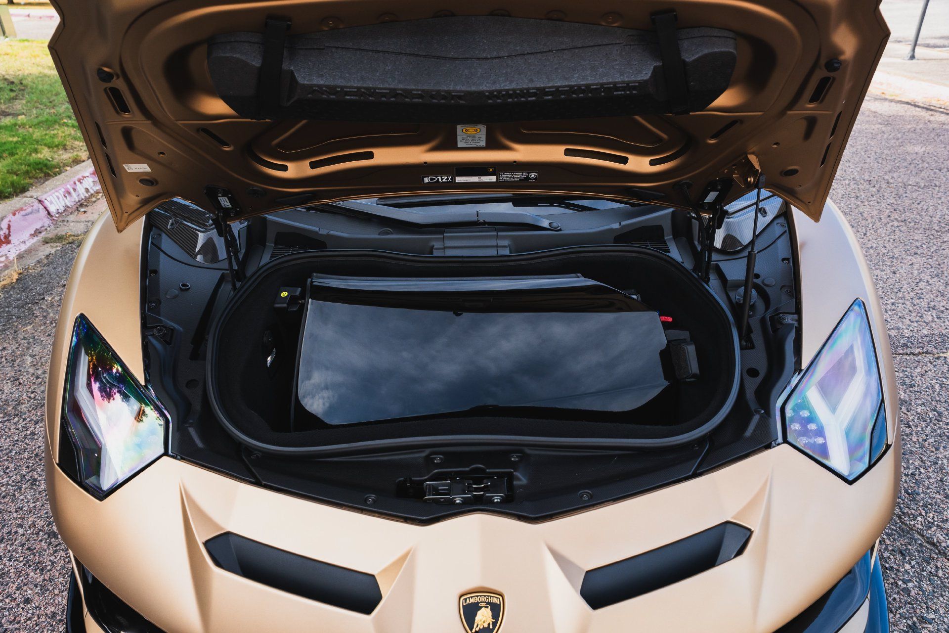 Used 2021 Lamborghini Aventador SVJ AWD/4WD image 72