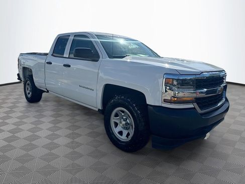 Used 2019 Chevrolet Silverado 1500 W/T w/ WT Convenience Package AWD/4WD image 4