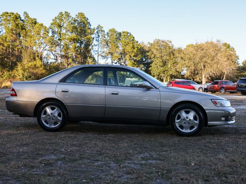 Used 2000 Lexus ES 330 300 image 13