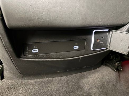 Used 2023 Cadillac Escalade ESV Sport image 35