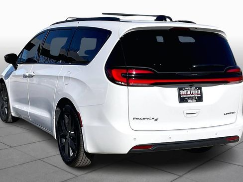 New 2026 Chrysler Pacifica Limited w/ S Appearance Package image 12