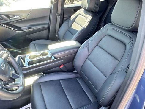 Used 2025 Chevrolet Equinox LT w/ Convenience Package II image 22