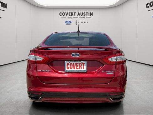 Used 2016 Ford Fusion Titanium FWD image 4