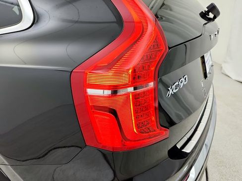 New 2025 Volvo XC90 B6 Plus w/ Protection Package Premier image 33