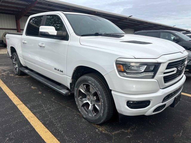 Used 2023 RAM 1500 Laramie AWD/4WD image 2