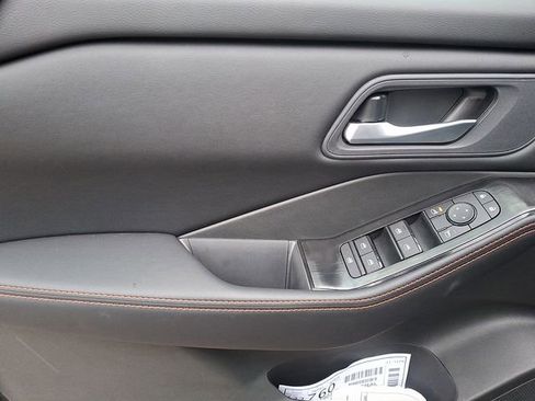 New 2026 Nissan Rogue SV AWD/4WD image 11