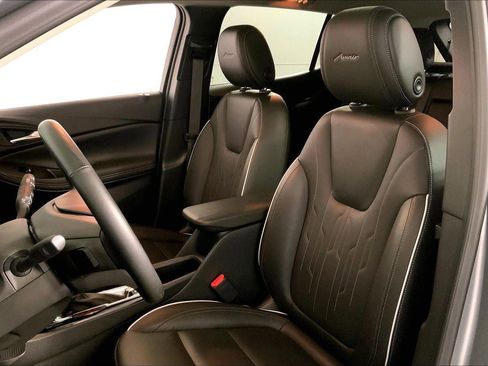 Used 2024 Buick Encore GX Avenir w/ Avenir Technology Package image 22