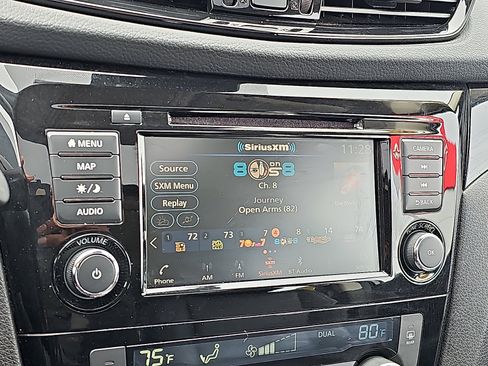 Used 2021 Nissan Rogue Sport SL w/ Premium Package image 18