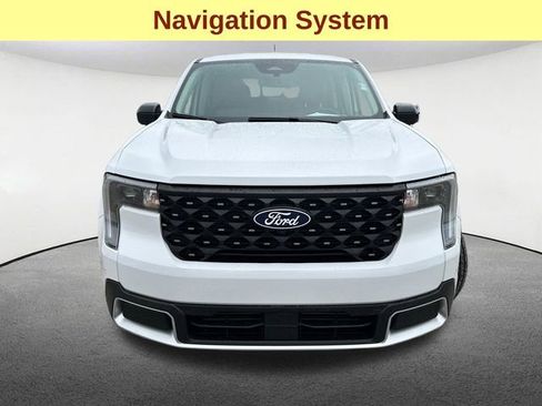 Used 2025 Ford Maverick Lariat image 4