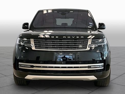 Used 2023 Land Rover Range Rover SE AWD/4WD image 3