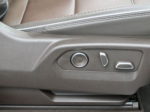 Used 2024 GMC Sierra 2500 Denali w/ Denali Reserve Package image 32