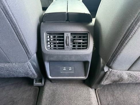 Certified 2024 Nissan Rogue SV image 24