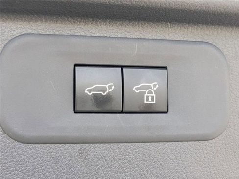 Used 2025 Toyota Grand Highlander AWD image 7