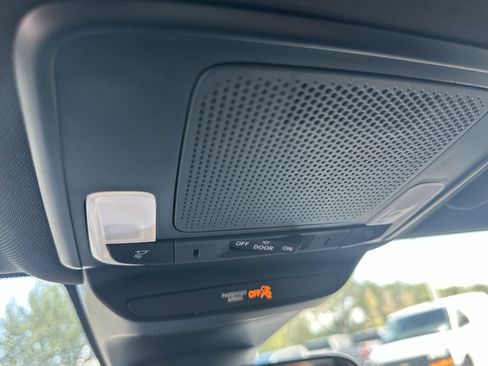 Used 2024 Honda HR-V Sport image 29