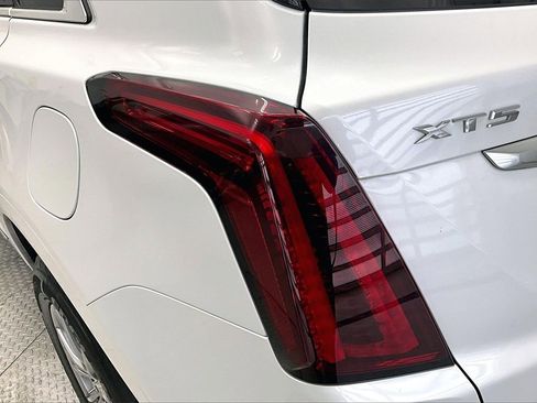 Used 2020 Cadillac XT5 Premium Luxury image 30