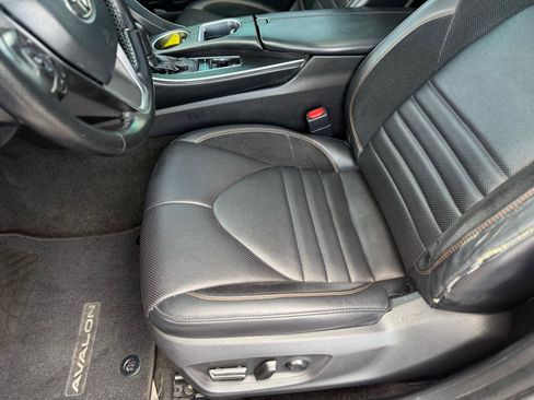 Used 2020 Toyota Avalon XSE FWD image 10