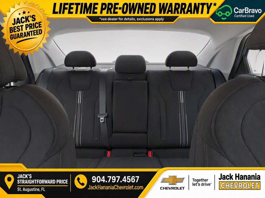 Used 2025 Hyundai Elantra SEL FWD image 23