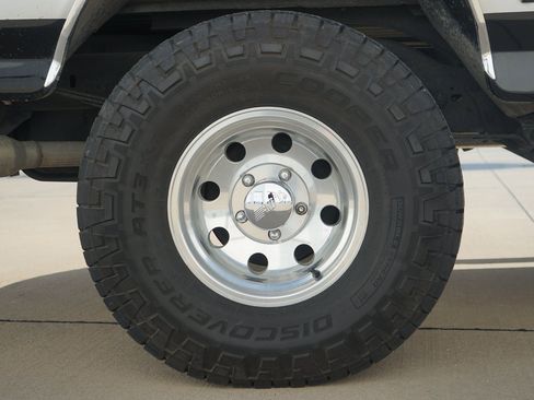 Used 1995 Ford Bronco XLT image 40