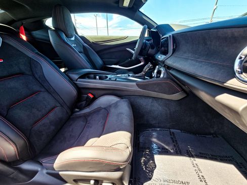 Used 2022 Chevrolet Camaro ZL1 image 26