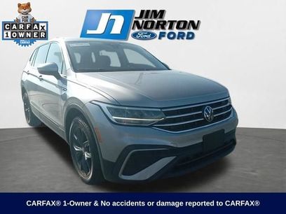 Used 2024 Volkswagen Tiguan SE