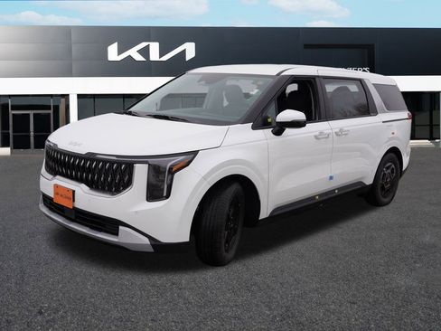 New 2026 Kia Carnival FWD image 7