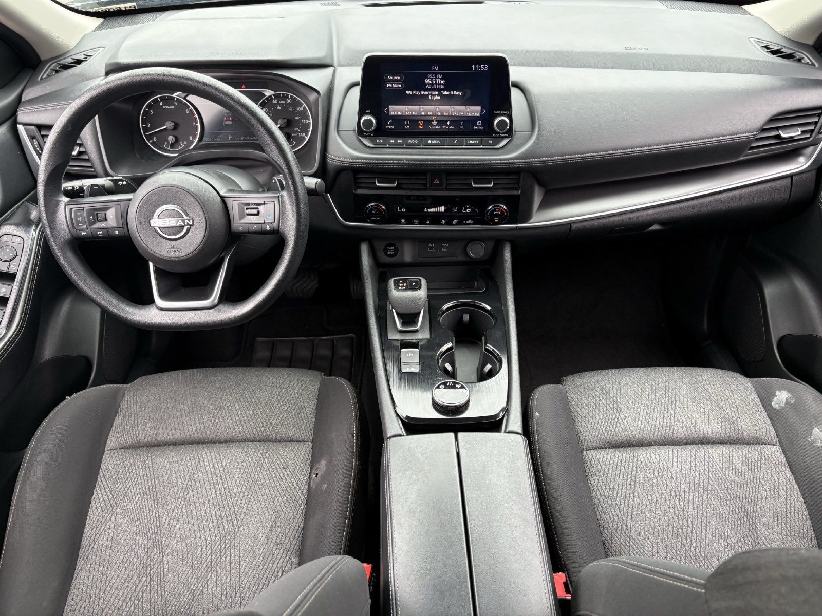 Used 2024 Nissan Rogue SV AWD/4WD image 16