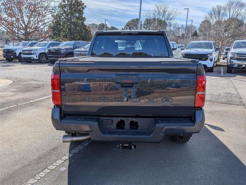 Used 2024 Toyota Tacoma SR5 image 4