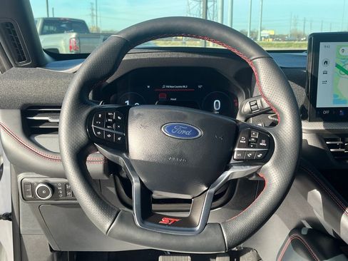 Used 2025 Ford Explorer ST w/ Sun And Sound Package image 17
