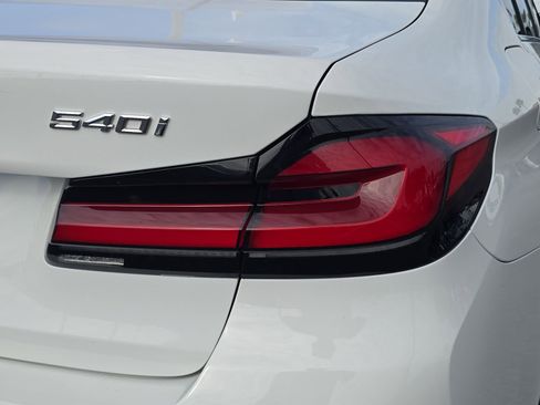 Used 2022 BMW 540i xDrive w/ Convenience Package image 8