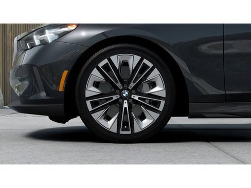 New 2026 BMW 530i w/ Premium Package image 7