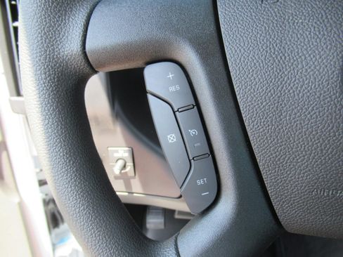 New 2026 GMC Savana 2500 w/ Safety Package RWD image 19
