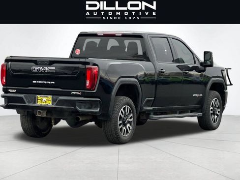 Used 2022 GMC Sierra 2500 AT4 AWD/4WD image 4