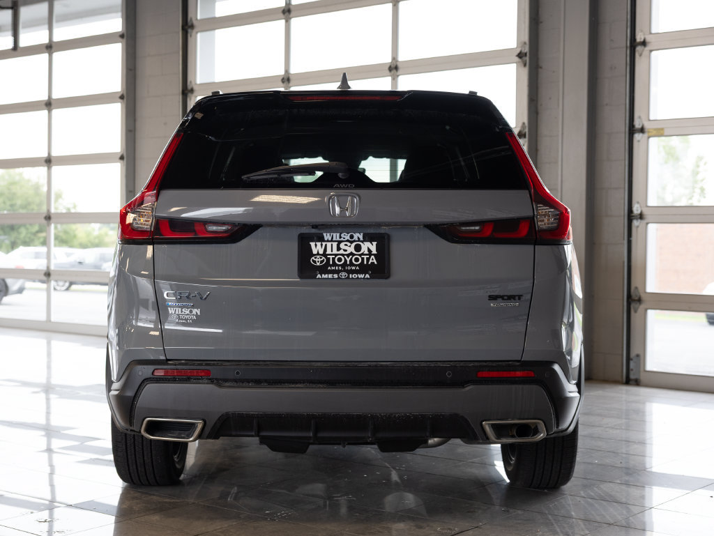 Used 2023 Honda CR-V Sport Touring image 4