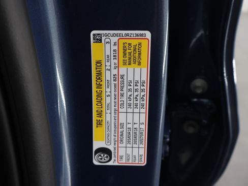 Used 2024 Chevrolet Silverado 1500 RST AWD/4WD image 57