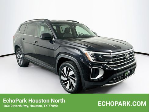Used 2024 Volkswagen Atlas SE FWD image 1