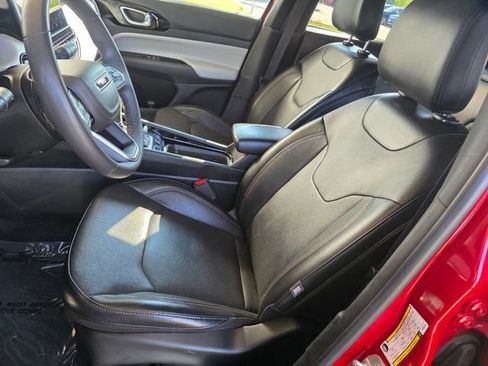 Used 2023 Jeep Compass Limited AWD/4WD image 22