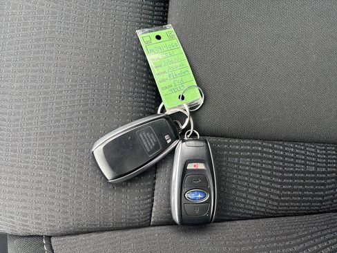 Used 2021 Subaru Ascent Premium w/ Sport Package image 33