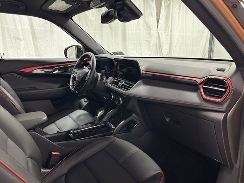 Used 2024 Chevrolet TrailBlazer RS w/ Convenience Package image 59
