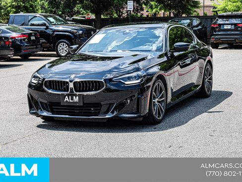 Used 2022 BMW 230i Coupe w/ Convenience Package RWD image 3