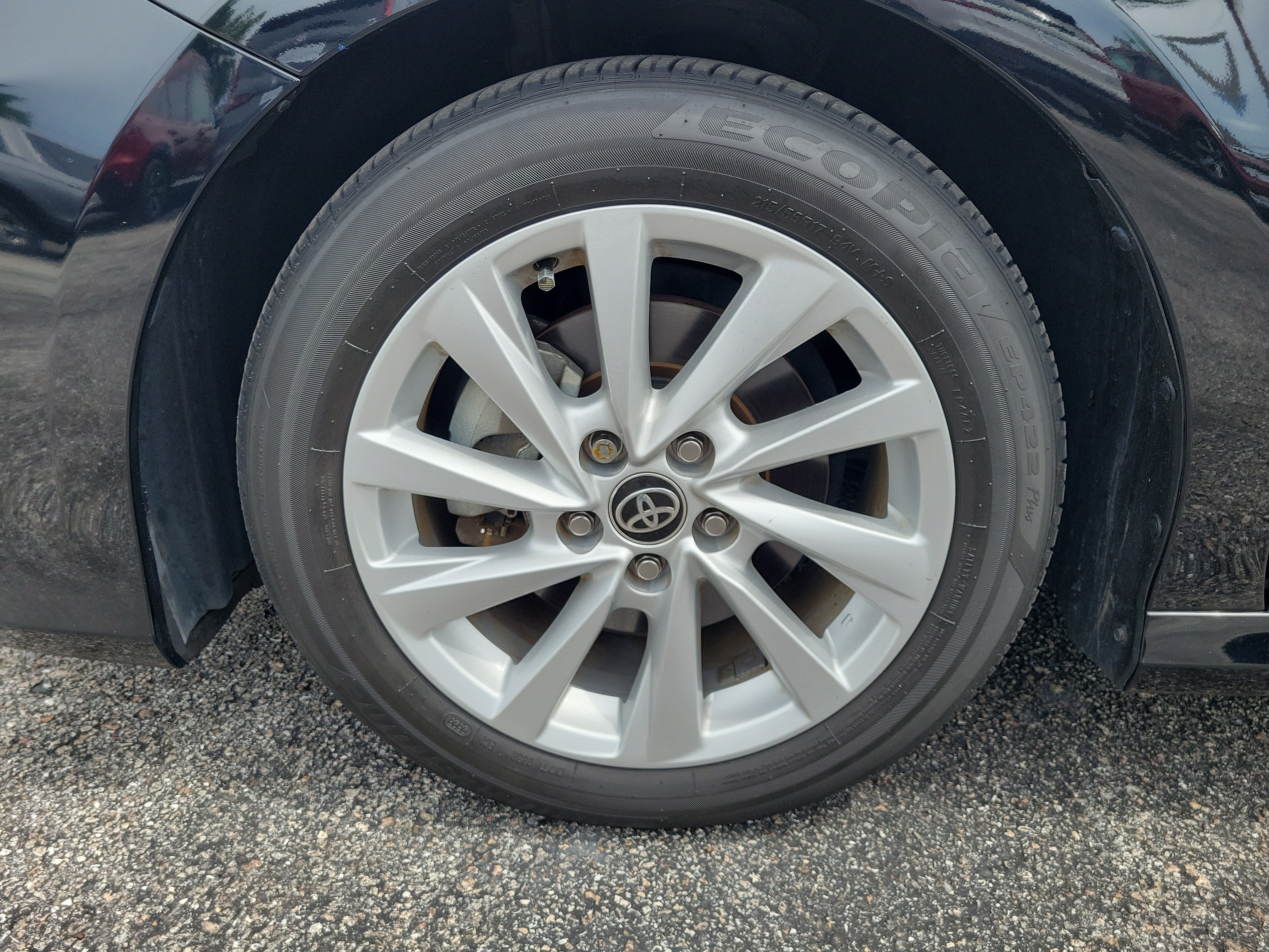 Used 2023 Toyota Camry LE FWD image 9