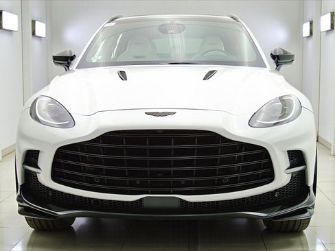 Used 2023 Aston Martin DBX 707 AWD/4WD image 18
