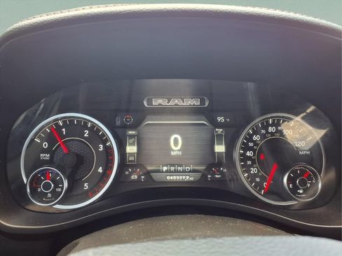 Used 2024 RAM 2500 Laramie AWD/4WD image 16