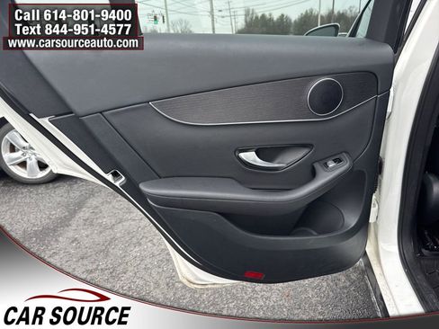 Used 2022 Mercedes-Benz GLC 300 4MATIC image 27