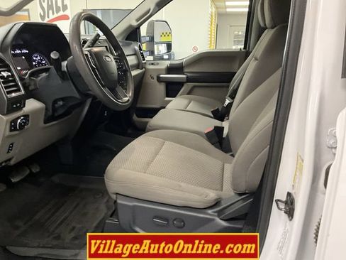 Used 2022 Ford F250 XLT w/ XLT Value Package AWD/4WD image 13